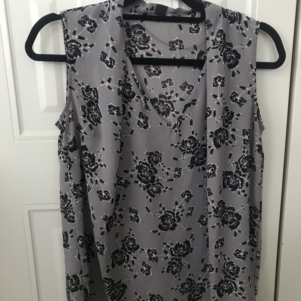 Gray Floral Drape V-neck Top